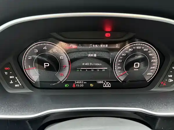 Audi Q3 2022, фото 10