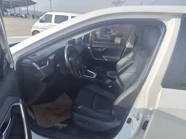 Toyota Wildlander 2022, фото 4