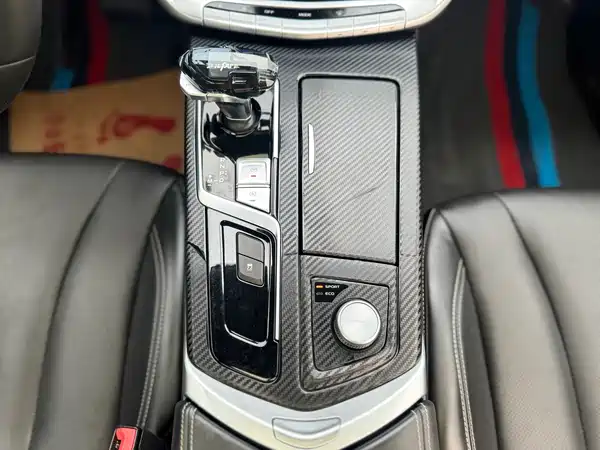 Geely Emgrand GT 2021, фото 23