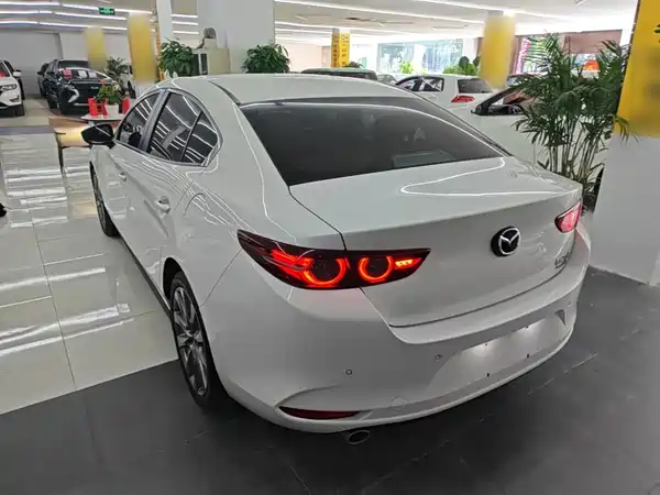 Mazda 3 2022, фото 4