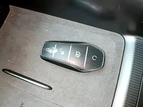 BYD Song L EV 2024, фото 9