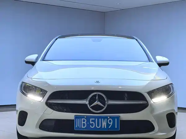 Mercedes-Benz A-Class 2022, фото 2