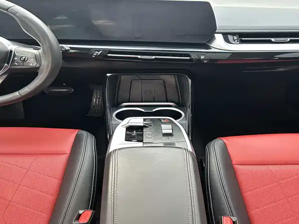BMW X1 2024, фото 5