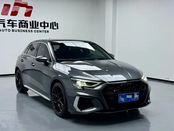 Audi A3 2022, фото 3
