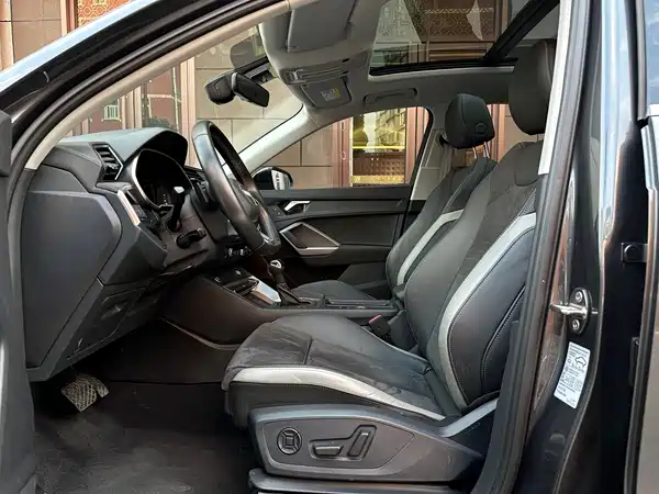 Audi Q3 2022, фото 17
