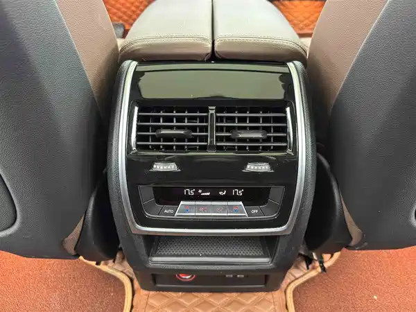 BMW X7 2022, фото 11