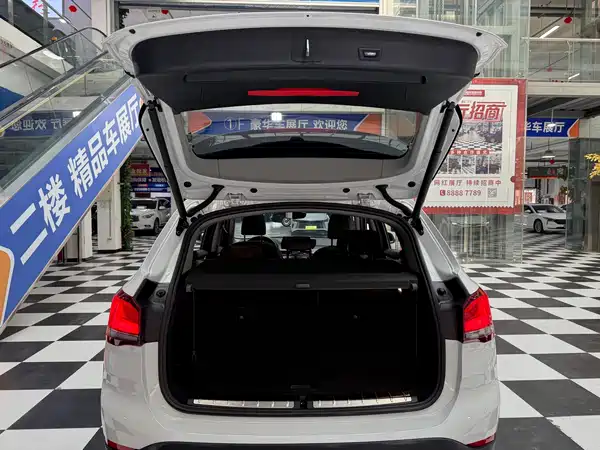 BMW X1 2022, фото 8