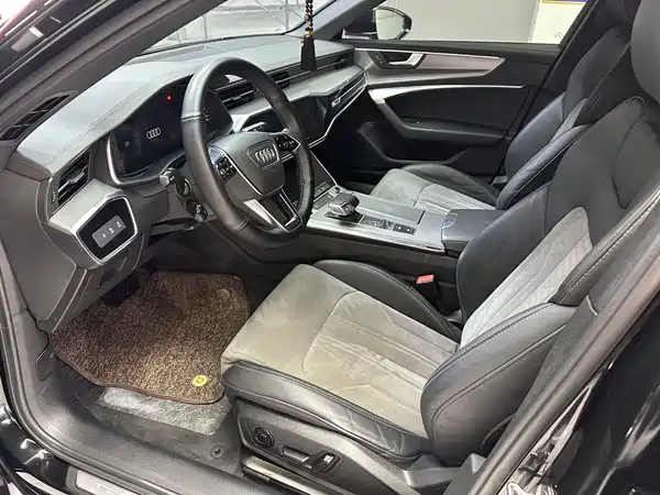 Audi A6L 2022, фото 4