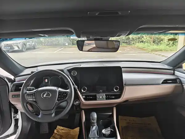 Lexus ES 2025, фото 6