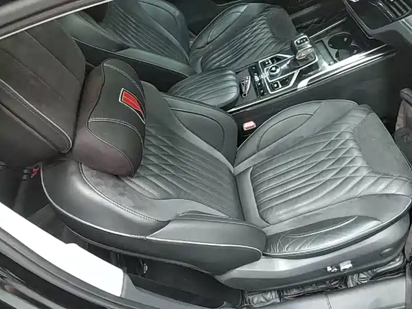 Hongqi HS5 2022, фото 24