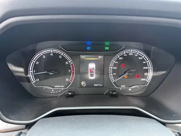 Geely Emgrand X6 2021, фото 8