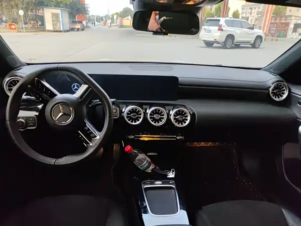 Mercedes-Benz A-Class 2024, фото 7