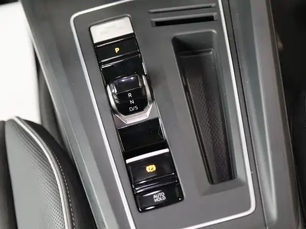 Volkswagen Golf 2023, фото 10