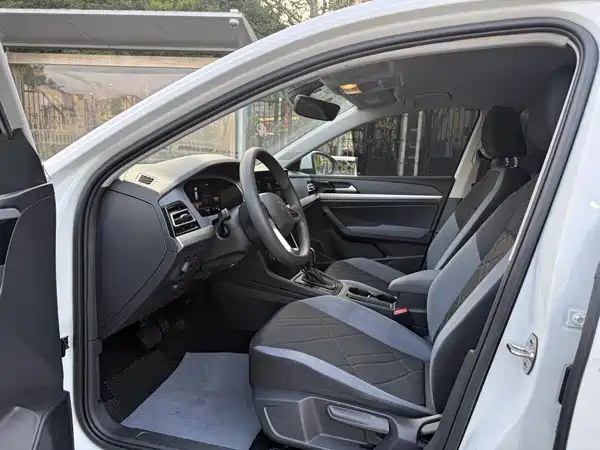 Volkswagen Lavida 2023, фото 7