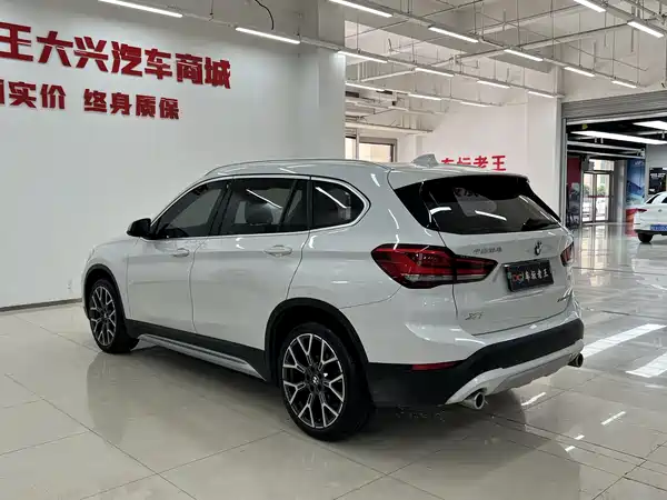 BMW X1 2022, фото 9