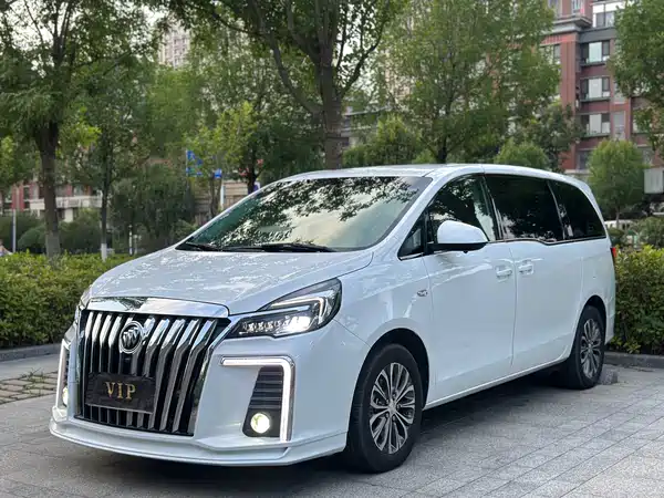 Buick GL8 2021