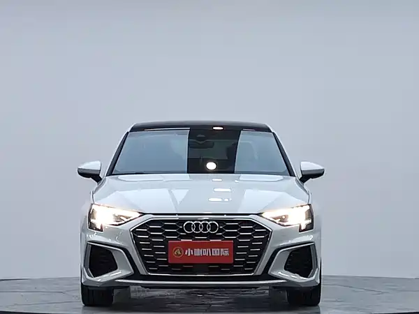 Audi A3 2023, фото 3