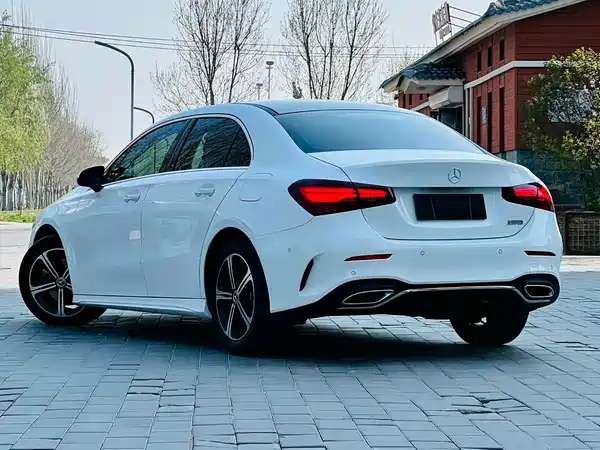 Mercedes-Benz A-Class 2023, фото 7