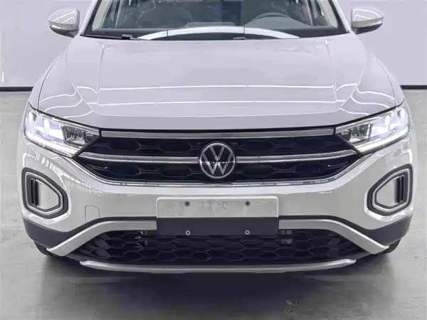 Volkswagen T-ROC 2023, фото 8