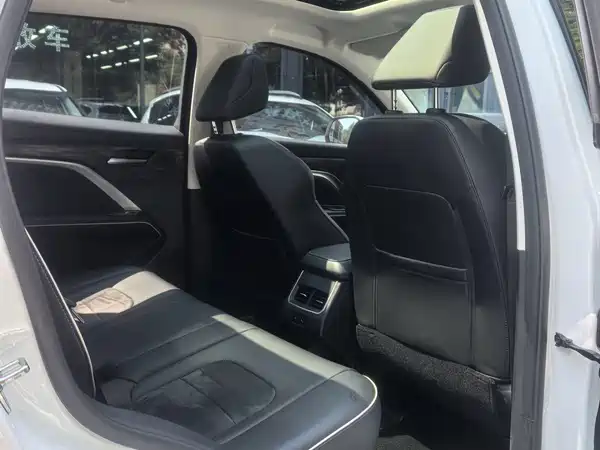 Haval H6 2023, фото 11