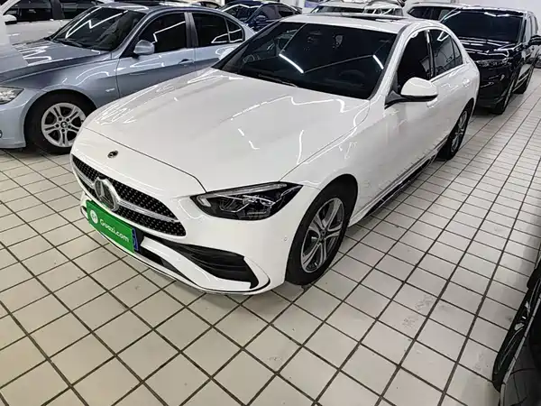 Mercedes-Benz C-Class 2022