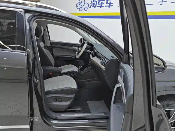 Volkswagen Tayron 2023, фото 8
