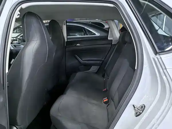 Volkswagen Polo 2023, фото 8