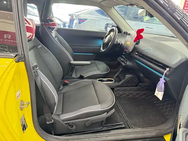 MINI Cooper SE 2024, фото 18