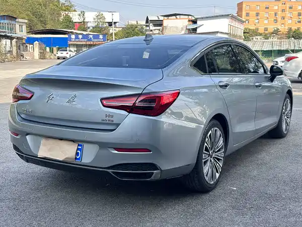 Hongqi H5 2022, фото 9