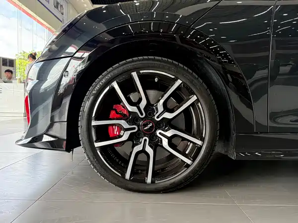 MINI JCW 2025, фото 9