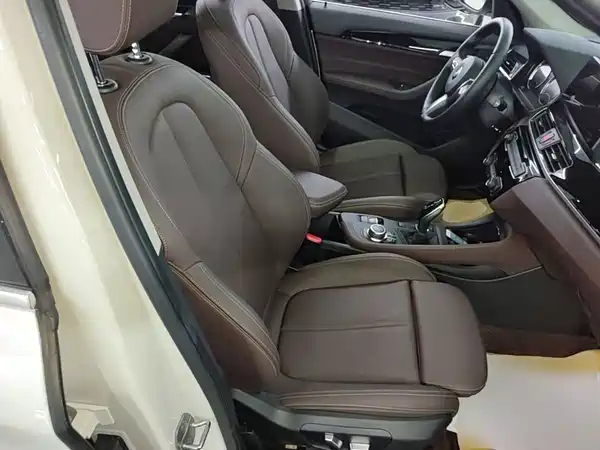 BMW X1 2022, фото 24