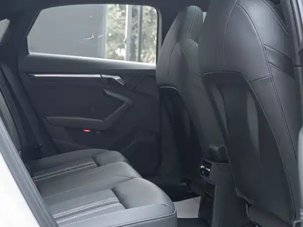 Audi A3 2022, фото 14