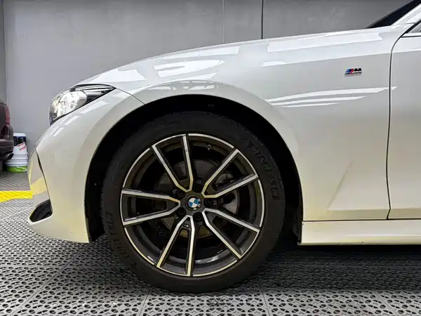 BMW 3 Series 2023, фото 8