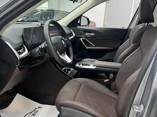 BMW X1 2023, фото 17