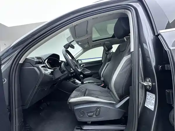 Audi Q3 2022, фото 7