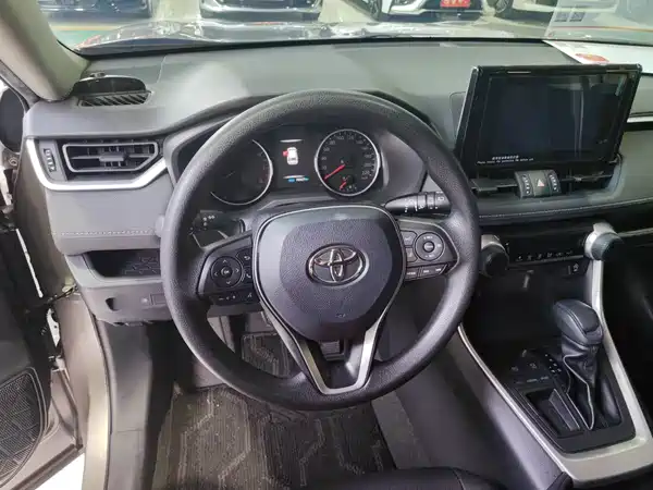 Toyota RAV4 2022, фото 16