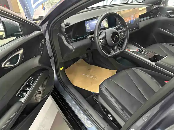 BYD Seal 2025, фото 4