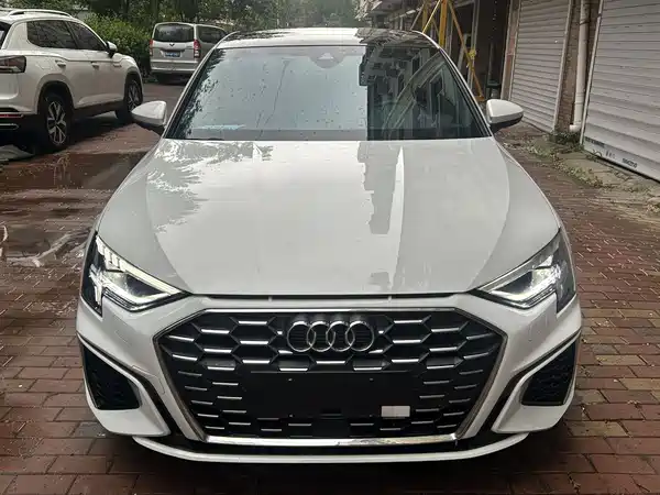 Audi A3 2023, фото 3