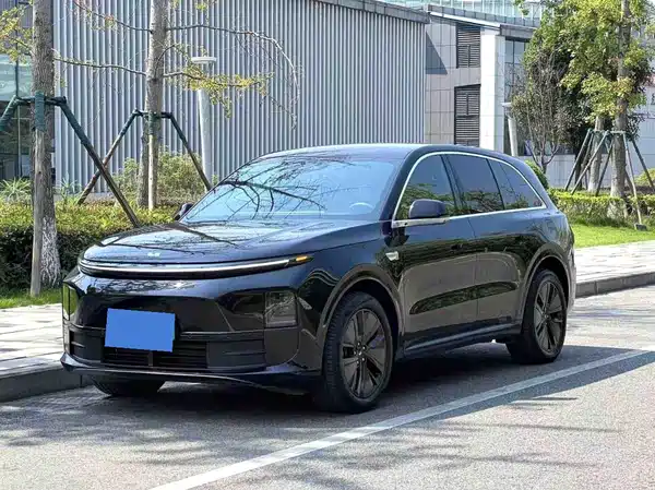Li Auto L6 2024