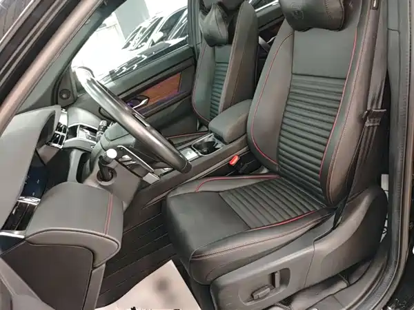 Land Rover Discovery Sport 2022, фото 14
