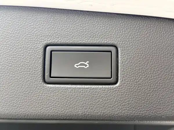 Volkswagen Tiguan L 2022, фото 25