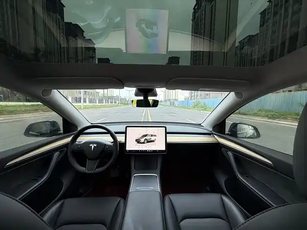 Tesla Model Y 2022, фото 8
