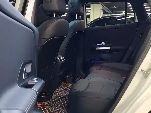 Mercedes-Benz GLA 2022, фото 9