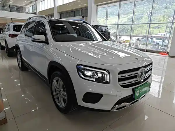 Mercedes-Benz GLB 2022, фото 3