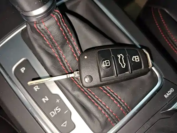 Audi Q2L 2022, фото 8