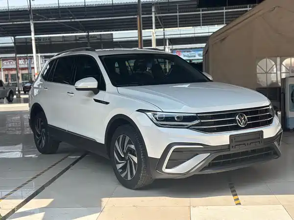 Volkswagen Tiguan L 2022, фото 3