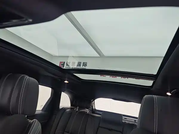 Land Rover Range Rover Velar 2022, фото 13