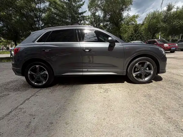 Audi Q3 2023, фото 7