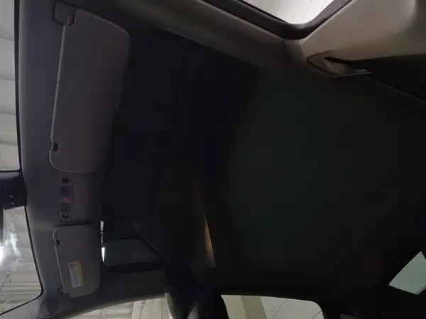 Tesla Model Y 2022, фото 14