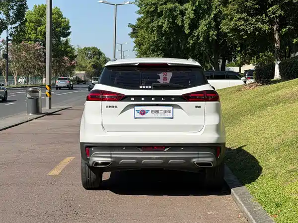 Geely Boyue 2022, фото 5